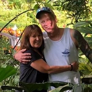 Meet your Posher, Joy